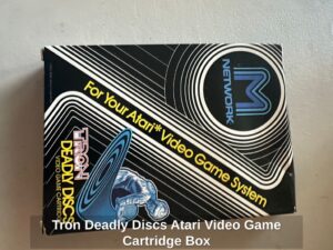 Tron-Deadly-Discs-Atari-Video-Game-Cartridge-Box