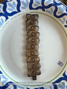 Vintage-Mexican-Gold-Tone-Filigree-Link-Bracelet