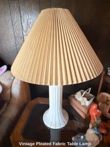 Vintage-Pleated-Fabric-Table-Lamp