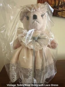Vintage-Teddy-Bear-Bride-with-Lace-Dress-1