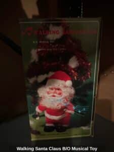 Walking-Santa-Claus-B-or-O-Musical-Toy