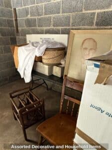 Assorted-Decorative-and-Household-Items-sixth-image