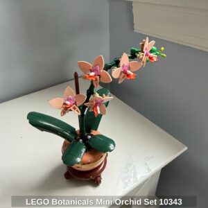 LEGO-Botanicals-Mini-Orchid-Set