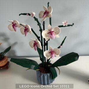 LEGO-Icons-Orchid-Set