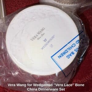 Vera-Wang-for-Wedgwood-Vera-Lace-Bone-China-Dinnerware-Set-second-image