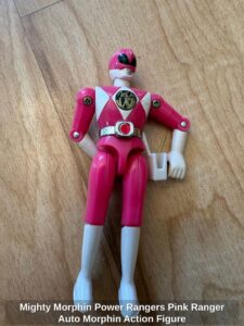 Mighty-Morphin-Power-Rangers-Pink-Ranger-Auto-Morphin-Action-Figure-1