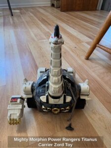Mighty-Morphin-Power-Rangers-Titanus-Carrier-Zord-Toy-1