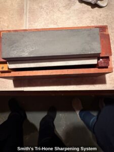 Smiths-Tri-Hone-Sharpening-System-1