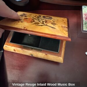 Vintage-Reuge-Inlaid-Wood-Music-Box-second-image