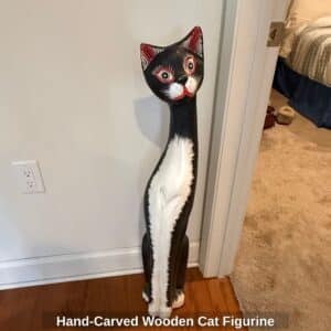 Hand-Carved-Wooden-Cat-Figurine