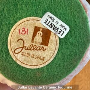 Jullar-Levante-Ceramic-Figurine-second-image