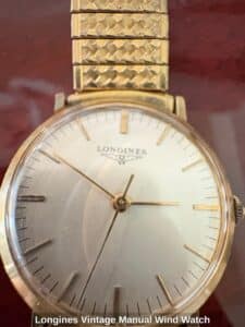 Longines-Vintage-Manual-Wind-Watch-second-image