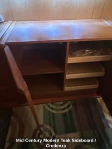 Mid-Century-Modern-Teak-Sideboard-or-Credenza-second-image