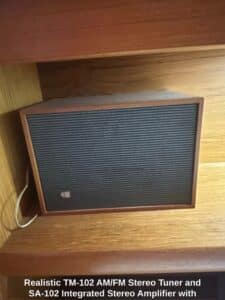 Realistic-TM-AM-or-FM-Stereo-Tuner-and-SA-Integrated-Stereo-Amplifier-with-Speakers-third-image