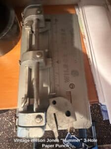 Vintage-Wilson-Jones-Hummer-Hole-Paper-Punch
