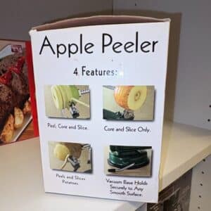 Apple-Peeler-with-Vacuum-Base-second-image
