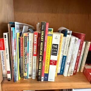 Assorted-Paperback-Books-third-image