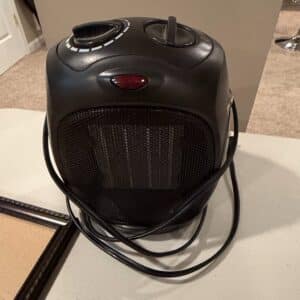 BLACK-DECKER-Ceramic-Heater-with-Thermostat