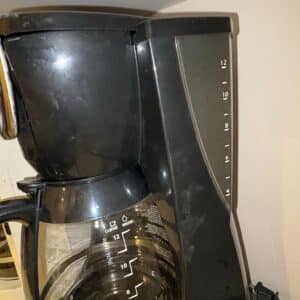 Black-Decker-Cup-Programmable-Coffee-Maker-second-image