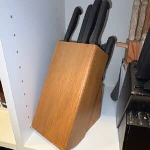 Chicago-Cutlery-Block-Knives-Scissors-Steak-Paring-Serrated-Black-Handles