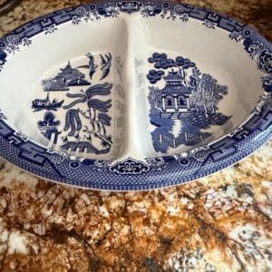 Churchill-Blue-Willow-Oval-Divided-Vegetable-Serving-Dish
