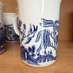 Churchill-Blue-Willow-Pattern-Mugs-second-image