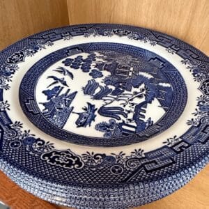 Churchill-Willow-Pattern-Dinner-Plates