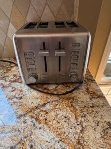 Cuisinart-Slice-Toaster