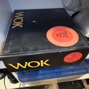 Deluxe-Piece-Carbon-Steel-Wok-Set-with-Perforated-Insert