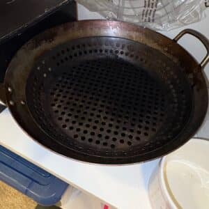 Deluxe-Piece-Carbon-Steel-Wok-Set-with-Perforated-Insert-third-image
