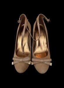 Ellen-Tracy-Womens-Suede-Bow-Ankle-Strap-Heels-second-image