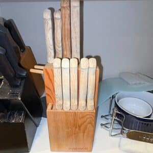Farberware-Wooden-Knife-Block-Set-with-Knives
