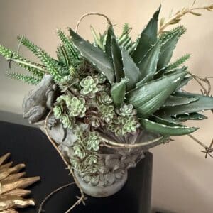 Faux-Succulent-Arrangement-in-Frog-Planter