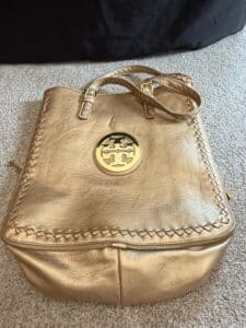 Faux-Tory-Burch-Metallic-Gold-Tote-Bag