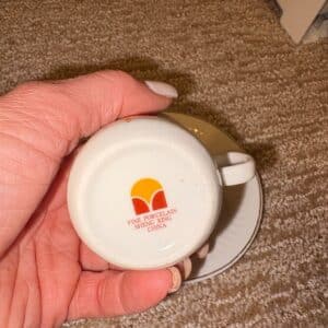 Fine-Porcelain-Teacup-and-Saucer-Set-second-image