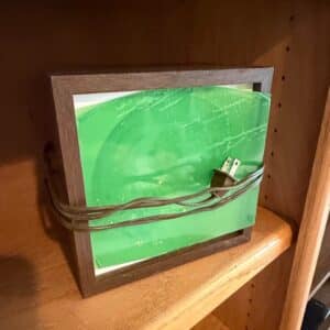 Green-Vinyl-Record-Lamp-with-Wooden-Frame