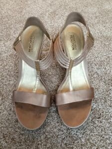 Kenneth-Cole-Reaction-Womens-Gold-Tone-Strappy-Heeled-Sandals