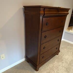 Liberty-Furniture-Industries-BR-Rhett-Chest-fifth-image