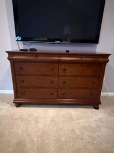 Liberty-Furniture-Industries-Dresser