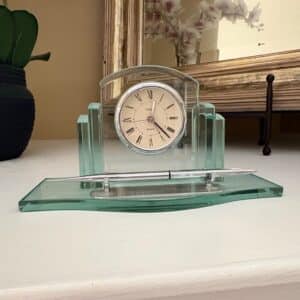 Linden-Glass-Desk-Clock-with-Pen-Holder
