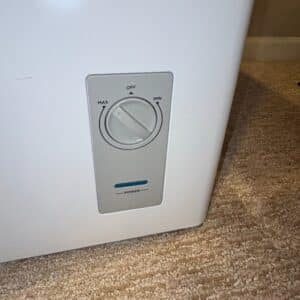 Midea-.-cu-ft-Garage-Ready-Chest-Freezer-B-second-image