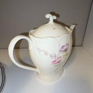 Mikasa-Ivory-Bone-China-Afternoon-Tea-Teapot-second-image