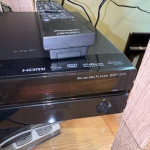 Pioneer-Blu-ray-Disc-Player-BDP-third-image