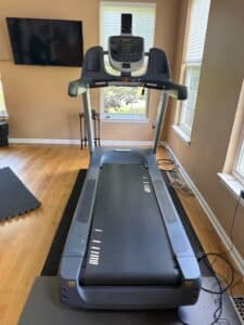 Precor-.-Treadmill