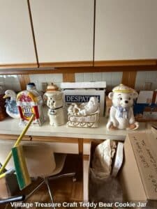 Vintage-Treasure-Craft-Teddy-Bear-Cookie-Jar
