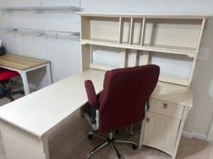 L-Shaped-Desk-with-Hutch