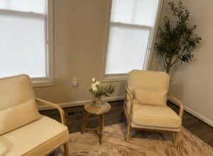 Mid-Century-Modern-Accent-Chairs-with-Tripod-Accent-Table-second-image