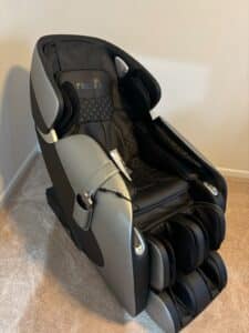 Relaxe-Zero-Gravity-Shiatsu-Massage-Chair-with-Heating-SL-Track