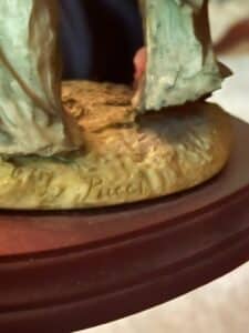 Pucci-Clown-Figurine-second-image