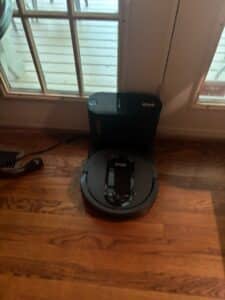 Shark-IQ-Robot-Vacuum-AVAE-with-XL-Self-Empty-Base